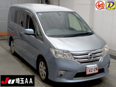 NISSAN SERENA