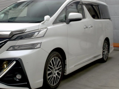 TOYOTA VELLFIRE