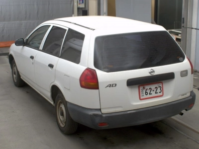 NISSAN AD VAN