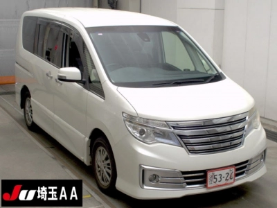 NISSAN SERENA