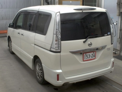 NISSAN SERENA