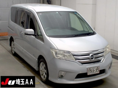 NISSAN SERENA