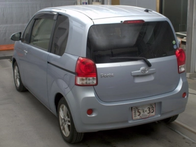 TOYOTA PORTE