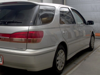 TOYOTA VISTA ARDEO