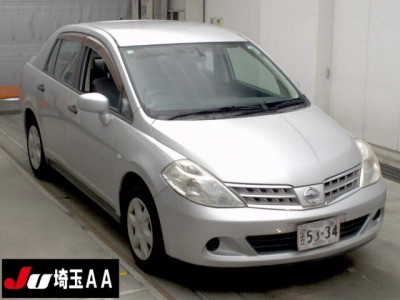 NISSAN TIIDA LATIO