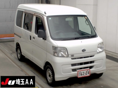 TOYOTA PIXIS VAN