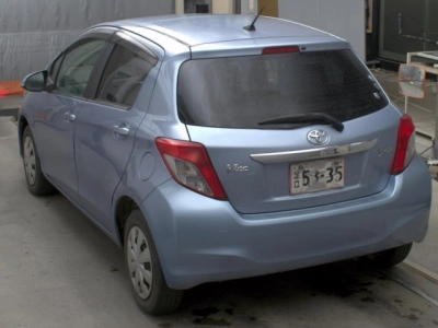 TOYOTA VITZ