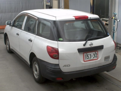 NISSAN AD VAN