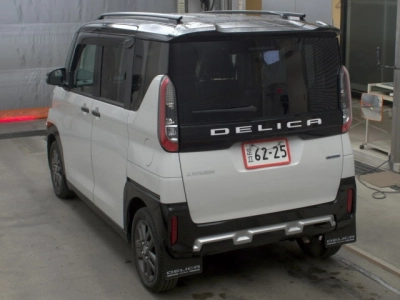MITSUBISHI DELICA MINI