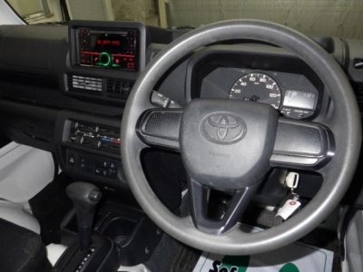 TOYOTA PIXIS TRUCK