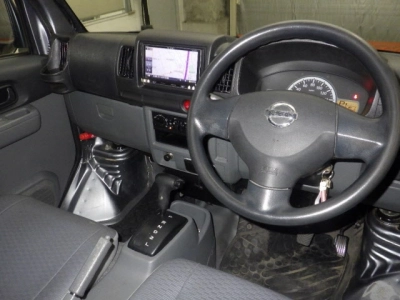 NISSAN NV100 CLIPPER