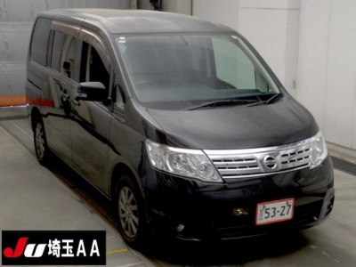 NISSAN SERENA
