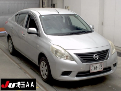 NISSAN TIIDA LATIO