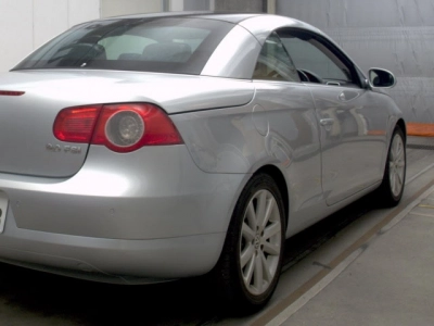 VOLKSWAGEN EOS