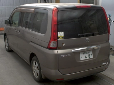 NISSAN SERENA