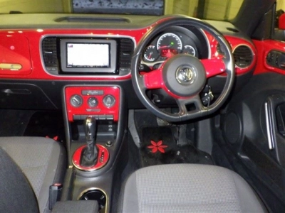 VOLKSWAGEN THE BEETLE