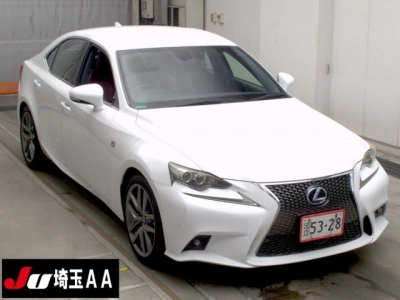 LEXUS IS