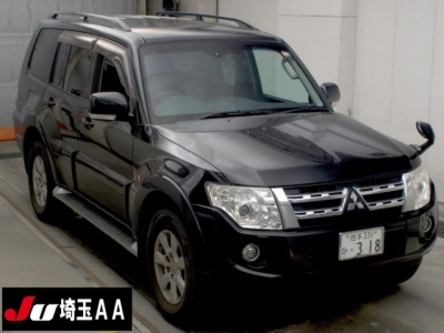 MITSUBISHI PAJERO