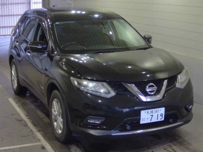 NISSAN X-TRAIL
