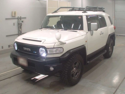 TOYOTA FJ CRUISER