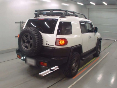TOYOTA FJ CRUISER