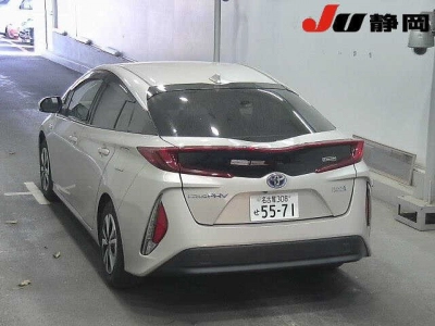 TOYOTA PRIUS PHV