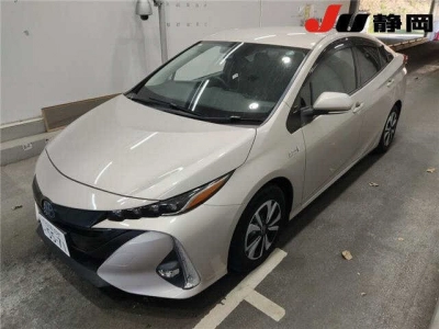 TOYOTA PRIUS PHV