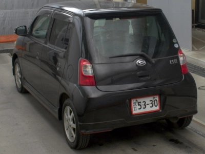DAIHATSU ESSE