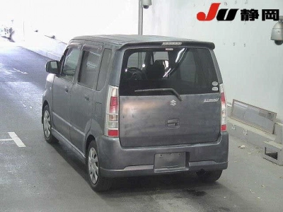 SUZUKI WAGON R STINGRAY