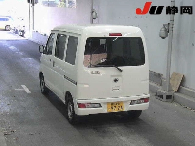 TOYOTA PIXIS VAN