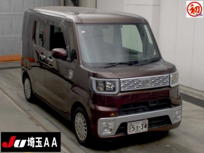 DAIHATSU WAKE