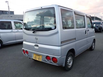 NISSAN CLIPPER VAN