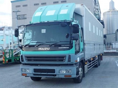 ISUZU GIGA