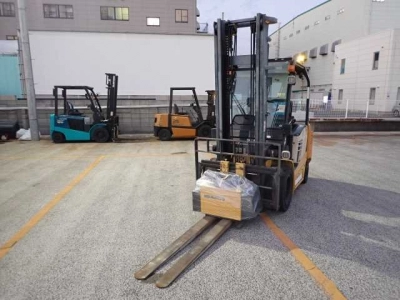 KOMATSU FORKLIFT