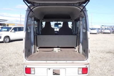 NISSAN NV100 CLIPPER