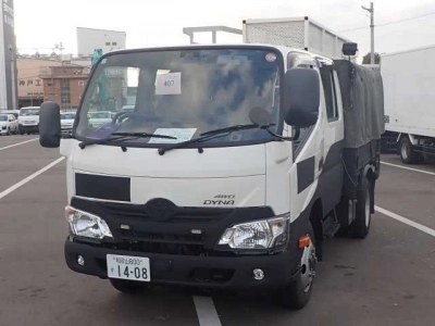 TOYOTA DYNA