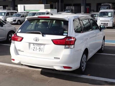 TOYOTA COROLLA FIELDER