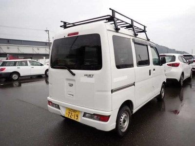 DAIHATSU HIJET CARGO