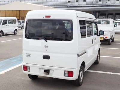 NISSAN NV100 CLIPPER