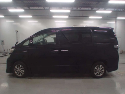 TOYOTA VELLFIRE HYBRID