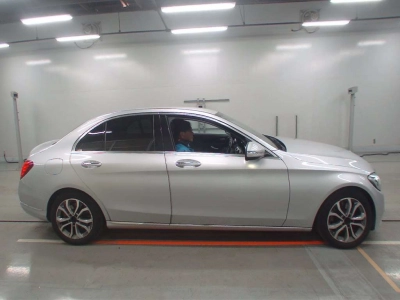 MERCEDES BENZ C CLASS