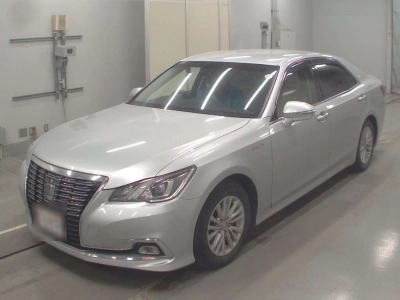 TOYOTA CROWN HYBRID