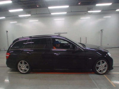 MERCEDES BENZ E CLASS STATION WAGON