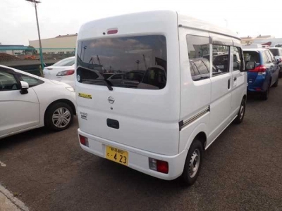 NISSAN NV100 CLIPPER