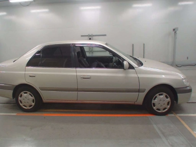 TOYOTA CORONA PREMIO