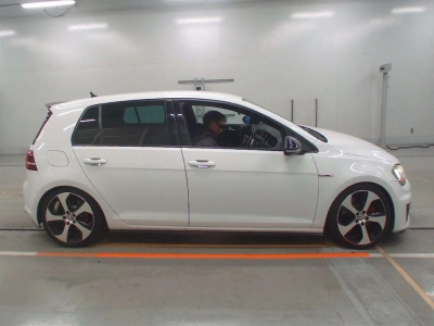 VOLKSWAGEN GOLF  GTI