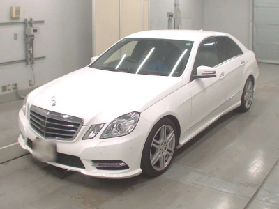 MERCEDES BENZ E CLASS