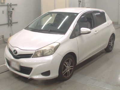 TOYOTA VITZ