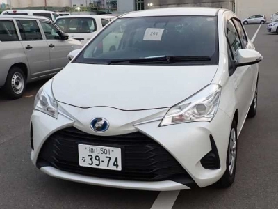 TOYOTA VITZ