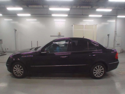 MERCEDES BENZ E CLASS